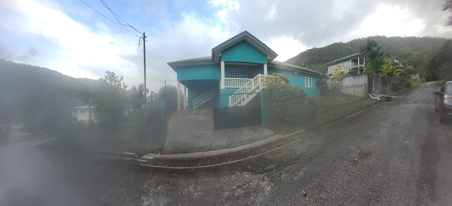 Gorgeous Mountain Views. Marac..