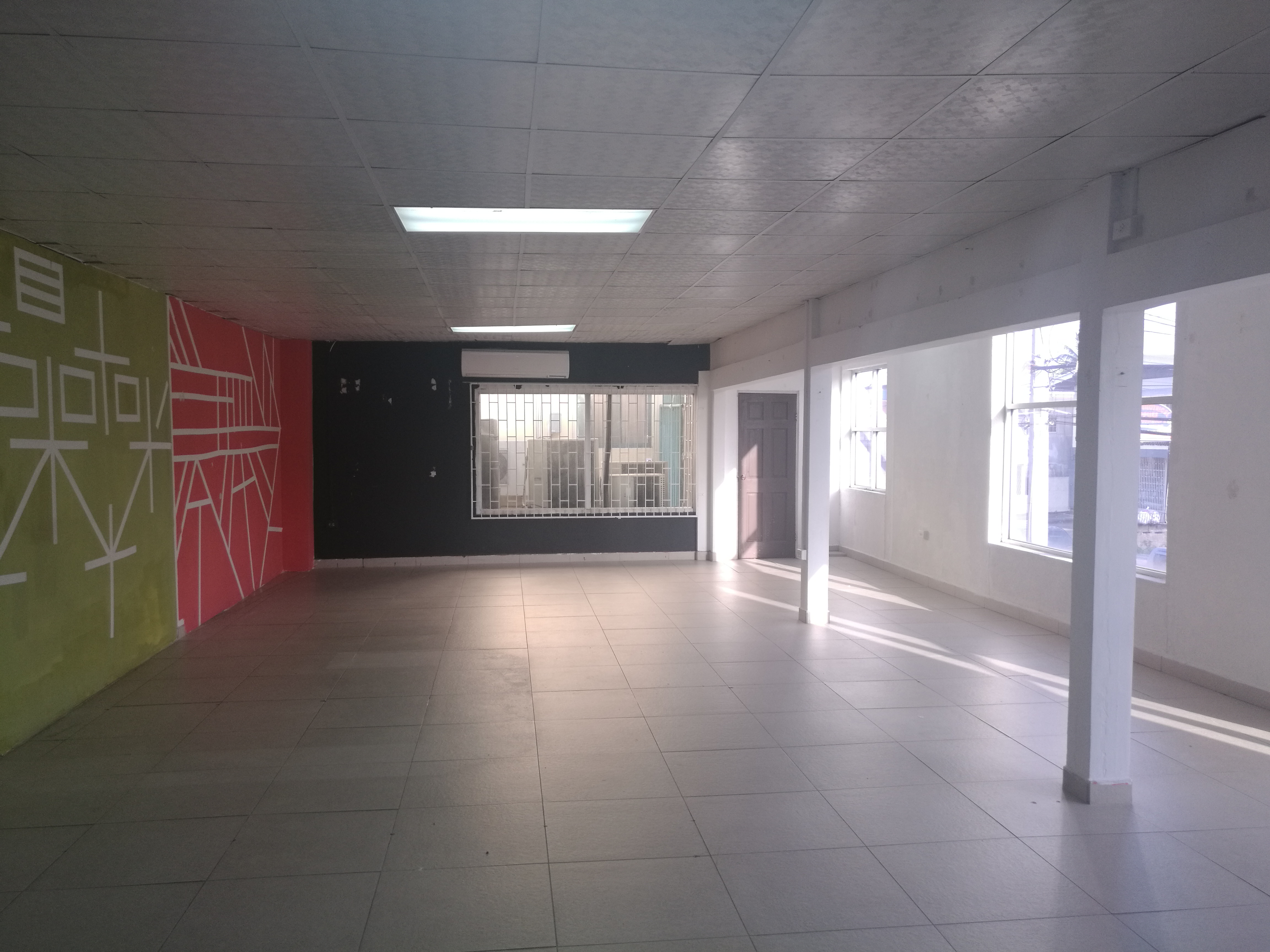 COMMERCIAL RENTAL SPACE, MONTR..