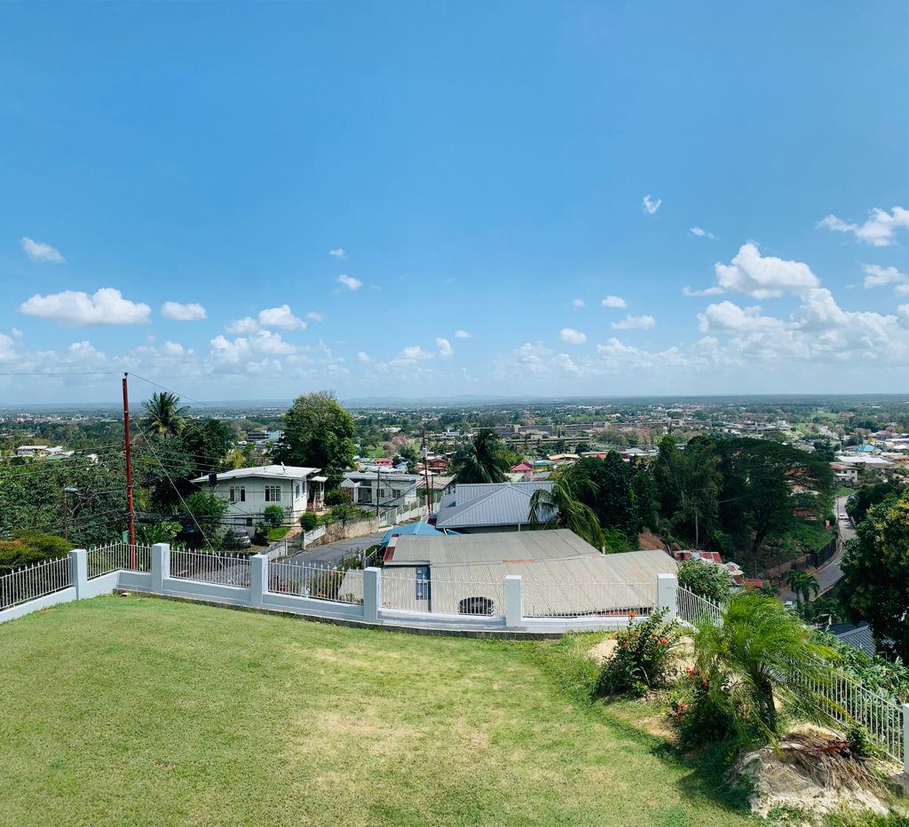 Champs Fleurs, off EMRd, 2 sto..