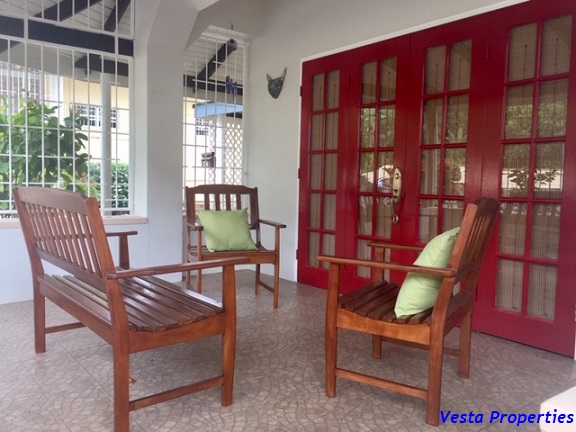 Fully Furnished 1 Bedroom Apar..