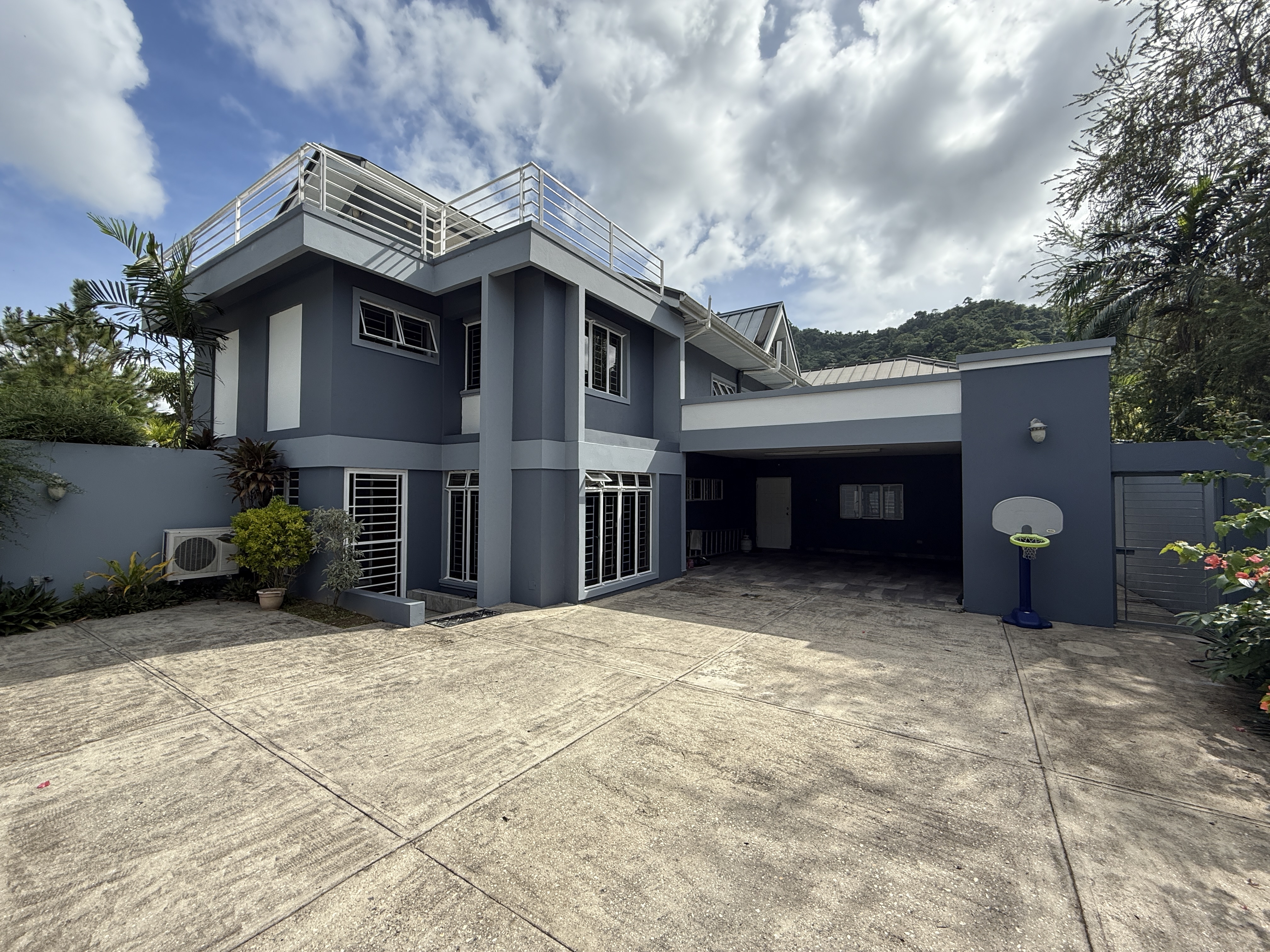 Collens Road, Maraval
