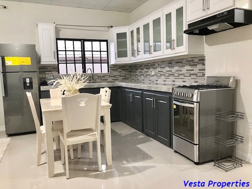 Fully Furnished 1 Bedroom Apar..