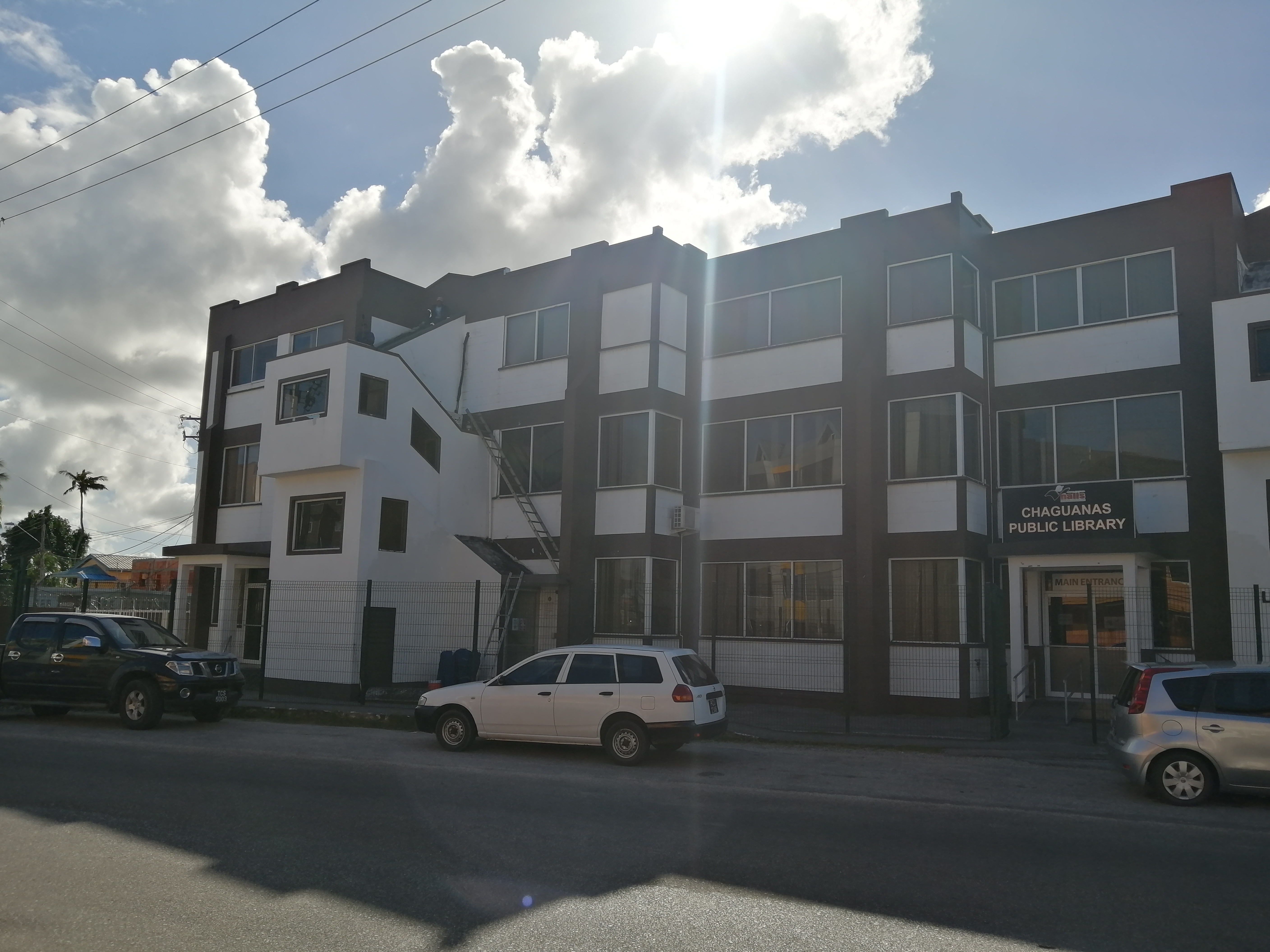 OFFICE SPACE ON RAMSARRAN STRE..