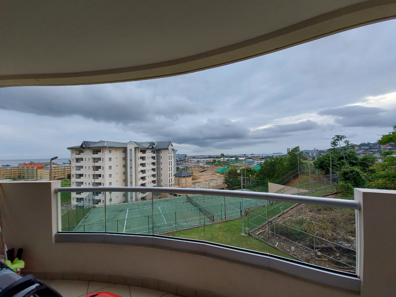 Victoria Keyes 3rd Floor Apart..