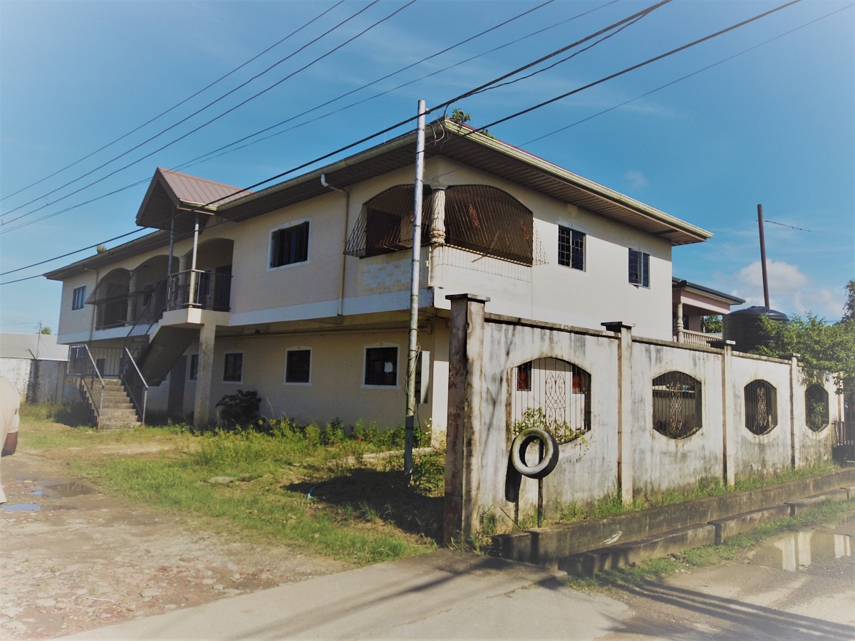 St. Helena 7 Apartment Buildin..