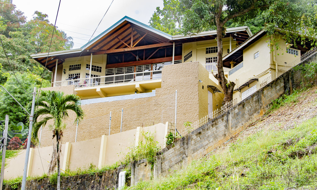 Hillside Avenue, Cascade House..