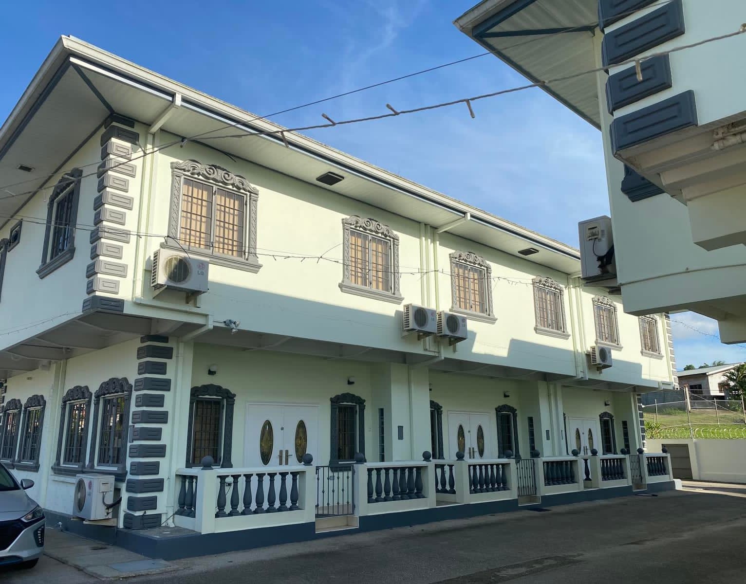 Point Lisas Modern Fully Furni..