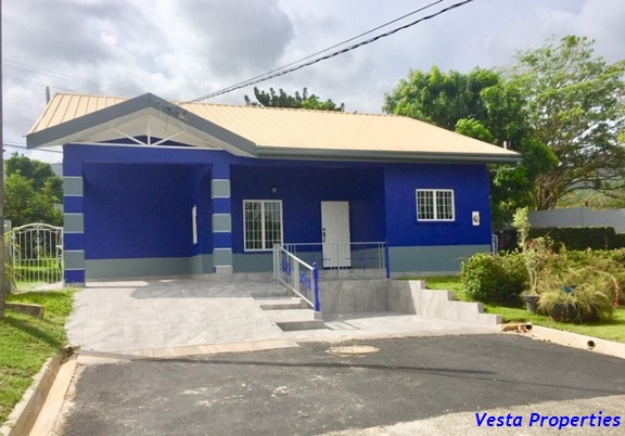 3 Bedroom House - El Dorado