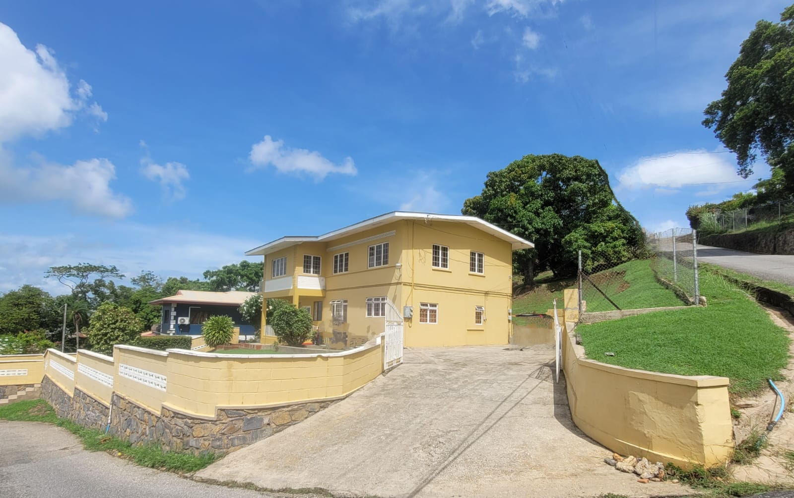 St. Augustine Upstairs Unfurni..