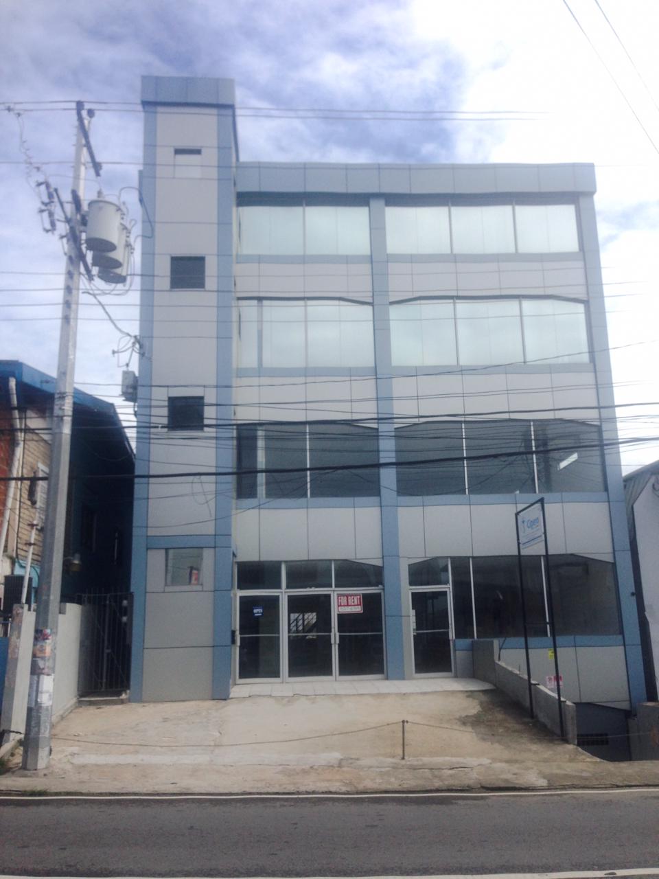 Third Floor commercial rental ..