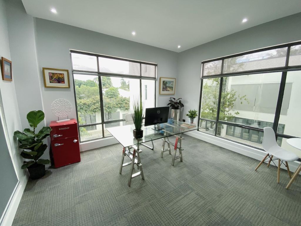 Office space for rent in St.Cl..