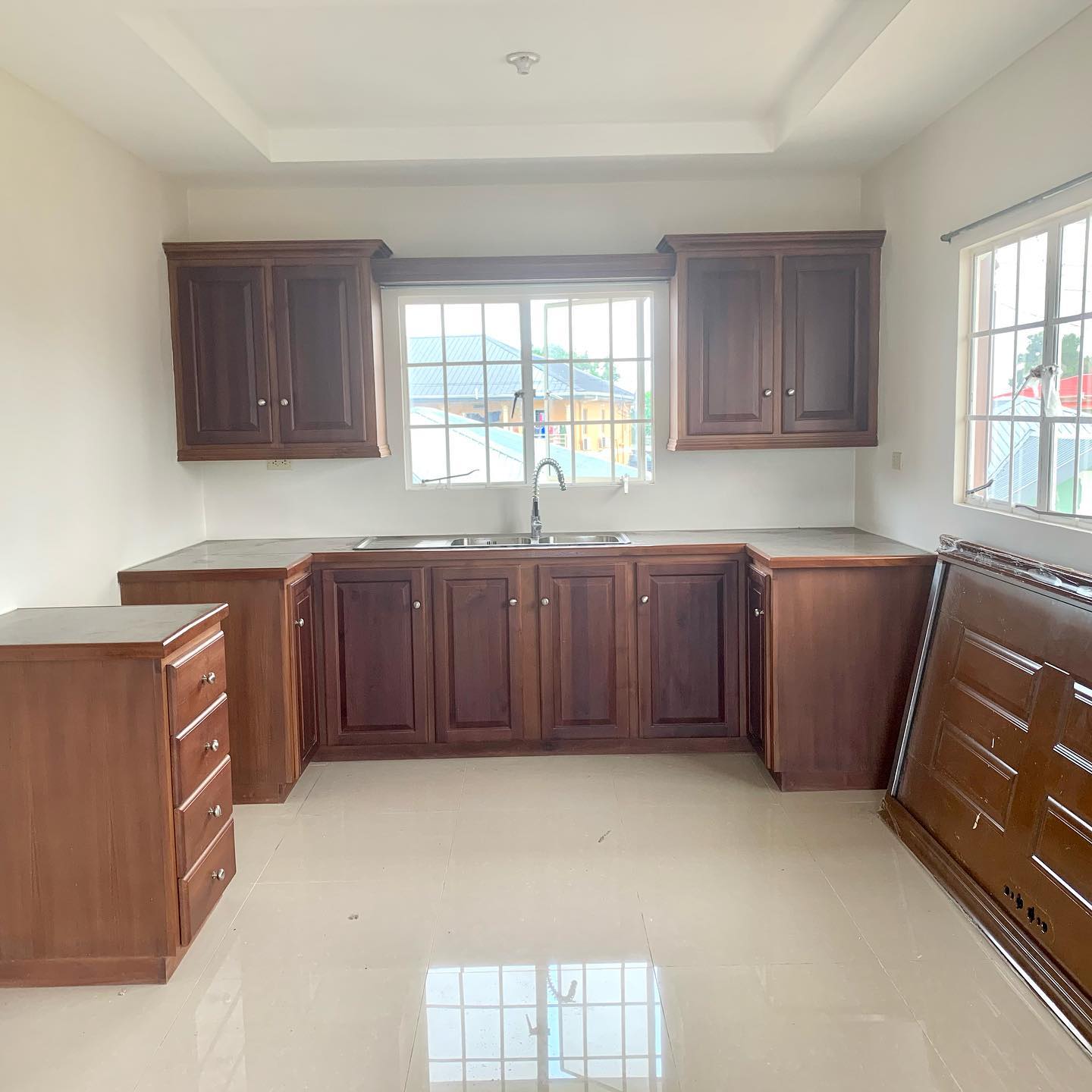 BRAND NEW TWO BEDROOM APARTMEN..