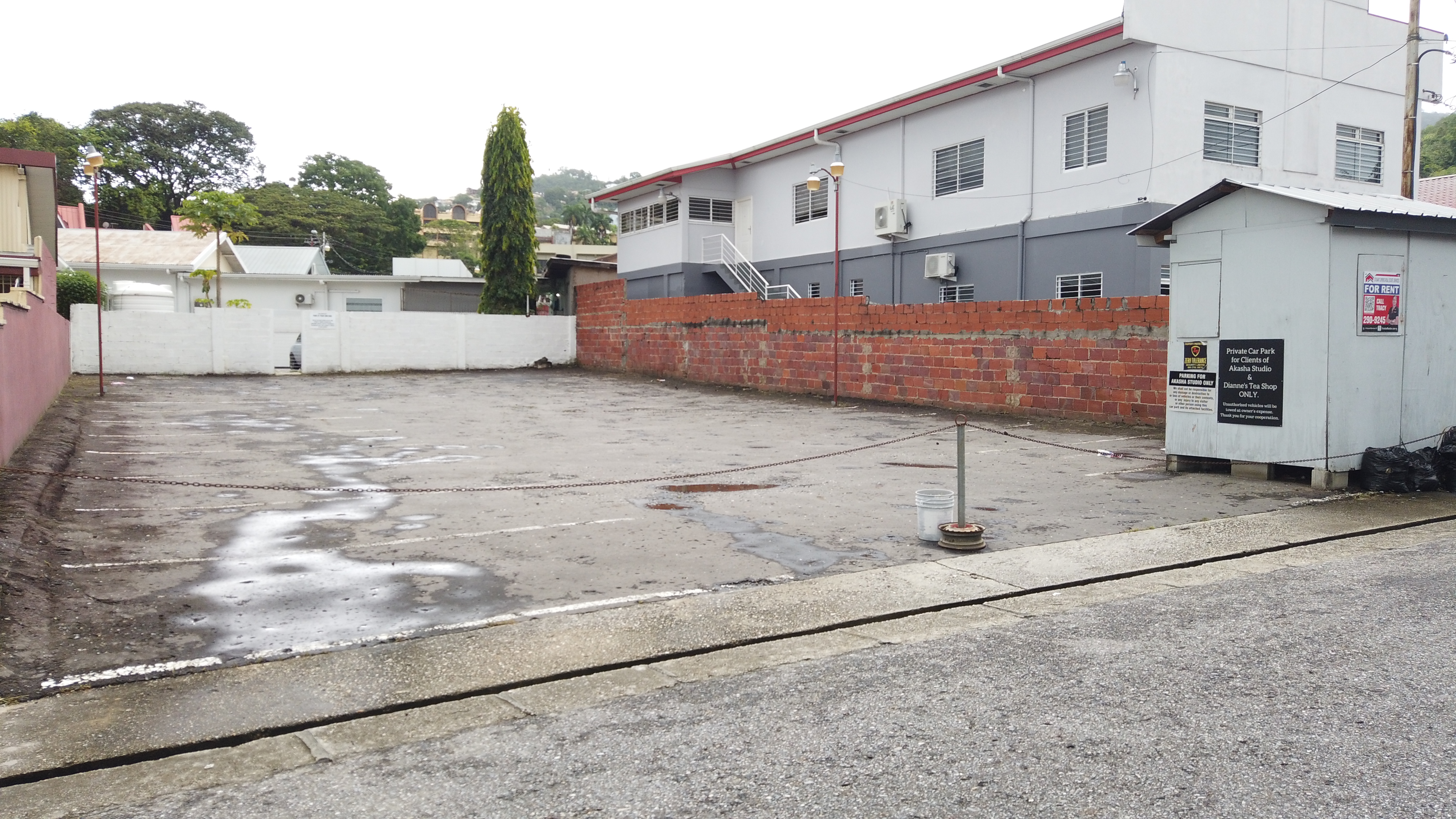 Car Park for Rent - Brieves Ro..