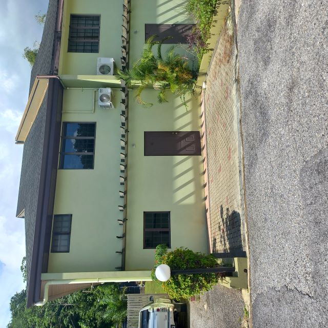 AVAILABLE -MARACAS VALLEY, POU..