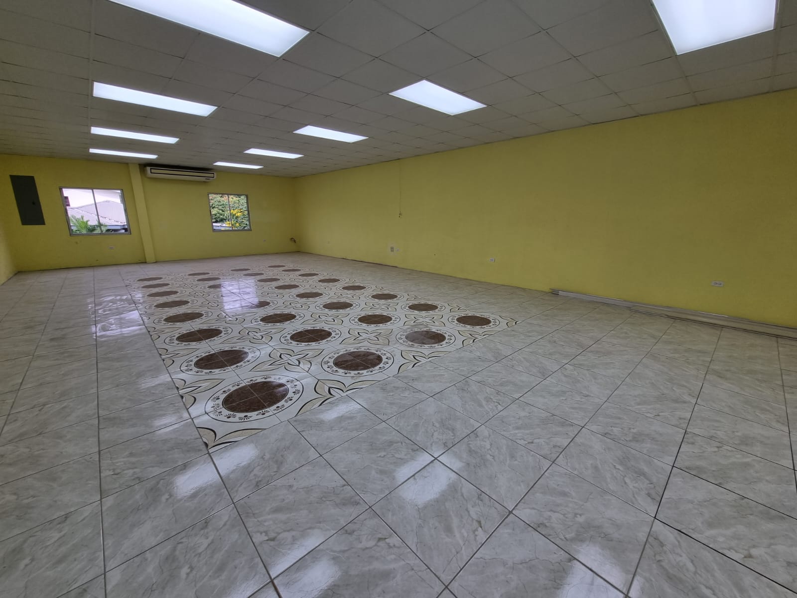 Commercial Space for rent