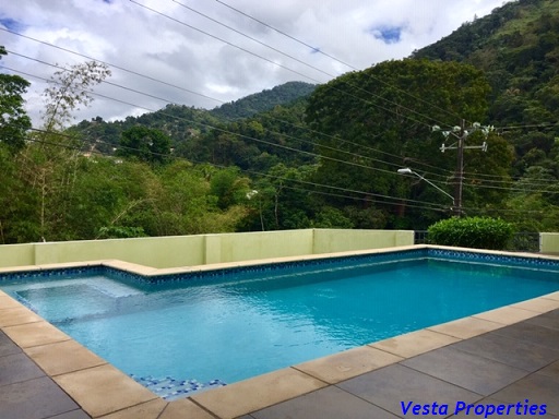 4 Bedroom House - St. Joseph