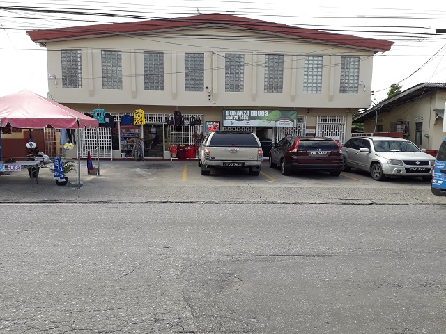 PETIT BOURG ON EMR- OFFICE SPA..