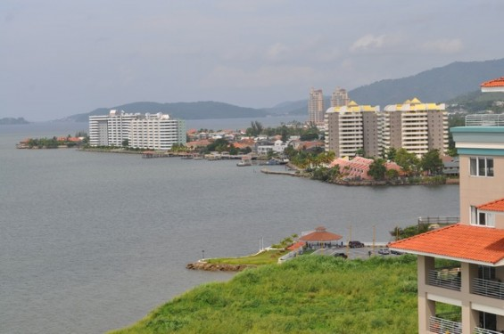 2  Story Pent House  Bayside T..