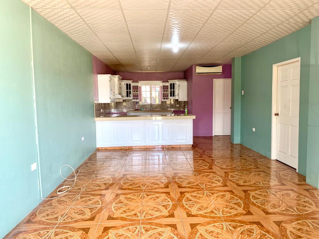 UNFURNISHED TWO BEDROOM APARTM..