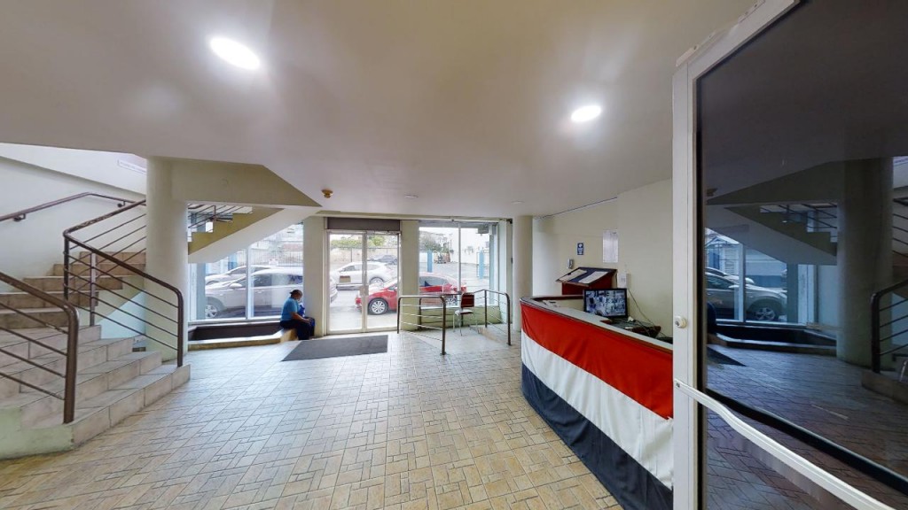 Henry Street Port of Spain Com..